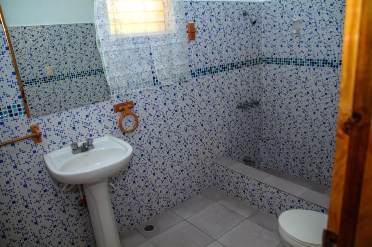 Hotel Colinas Del Rey Hato Mayor Del Rey ภายนอก รูปภาพ